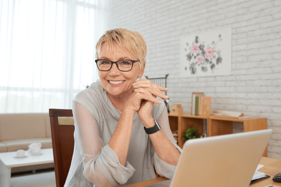 Senior Lady WFH